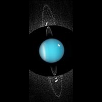 Fotografa tomada en 2005
Crdito:<i>NASA, ESA y M Showalter del Instituto SETI <a href= http://www.seti.org/atf/cf/{B0D4BC0E-D59B-4CD0-9E79-113953A58644}/uranus%202005%20full.jpg target=_blank> Pulse aqu para agrandar la imagen </a></i>
